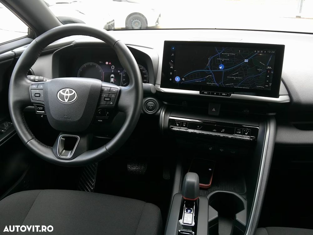 Toyota C-HR 2.0 Hybrid Team Deutschland - 13