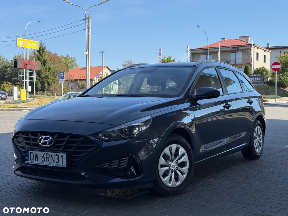 Hyundai i30 1.5 DPI Comfort - 1