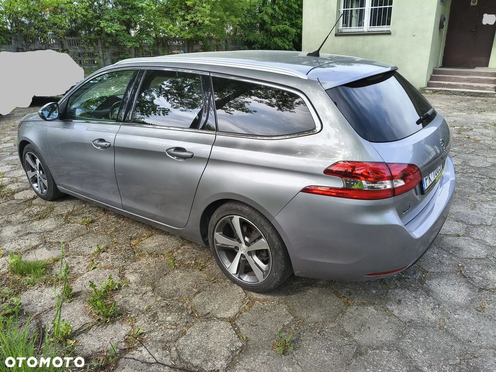 Peugeot 308 1.2 PureTech GPF Allure Pack S&S EAT8 - 14