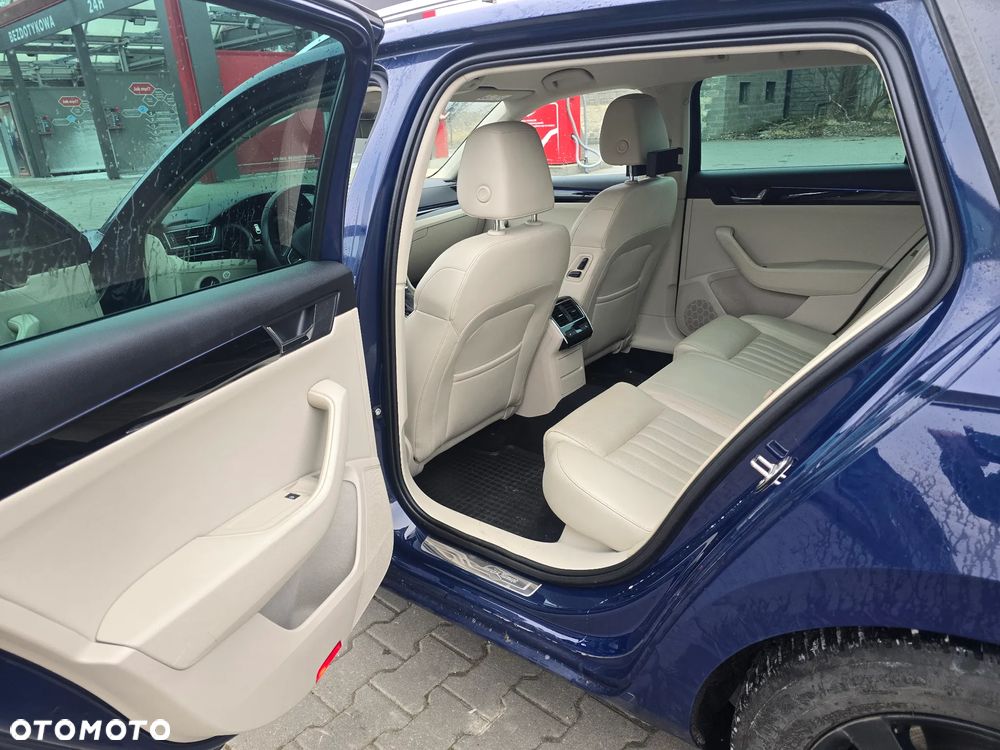 Skoda Superb 2.0 TDI L&K DSG - 16