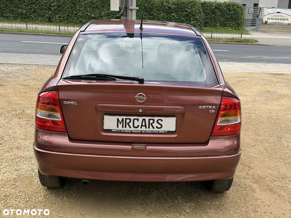 Opel Astra - 8