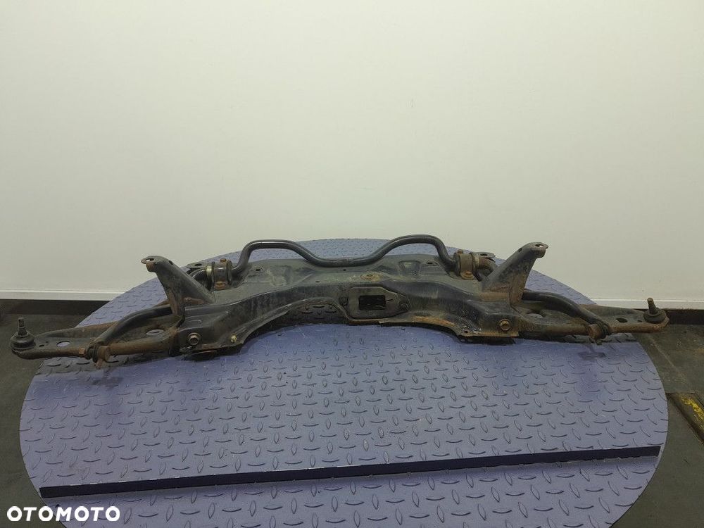 TOYOTA YARIS II LIFT 1.4 90 KM TRAWERS WÓZEK SANKI - 1