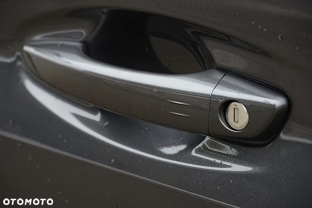 Peugeot 208 PureTech 100 EAT8 GT Pack - 28