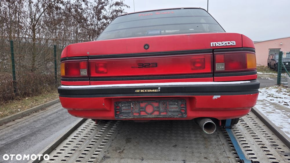 Mazda 323 - 5