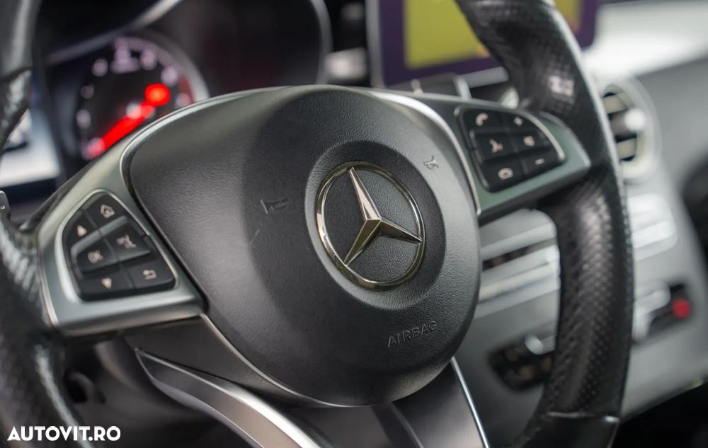 Mercedes-Benz GLC 250 4MATIC - 18