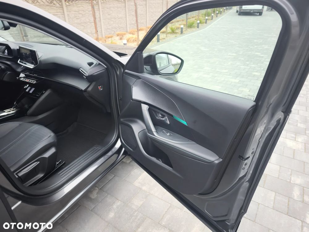 Peugeot 2008 BlueHDi 130 Allure S&S EAT8 - 9