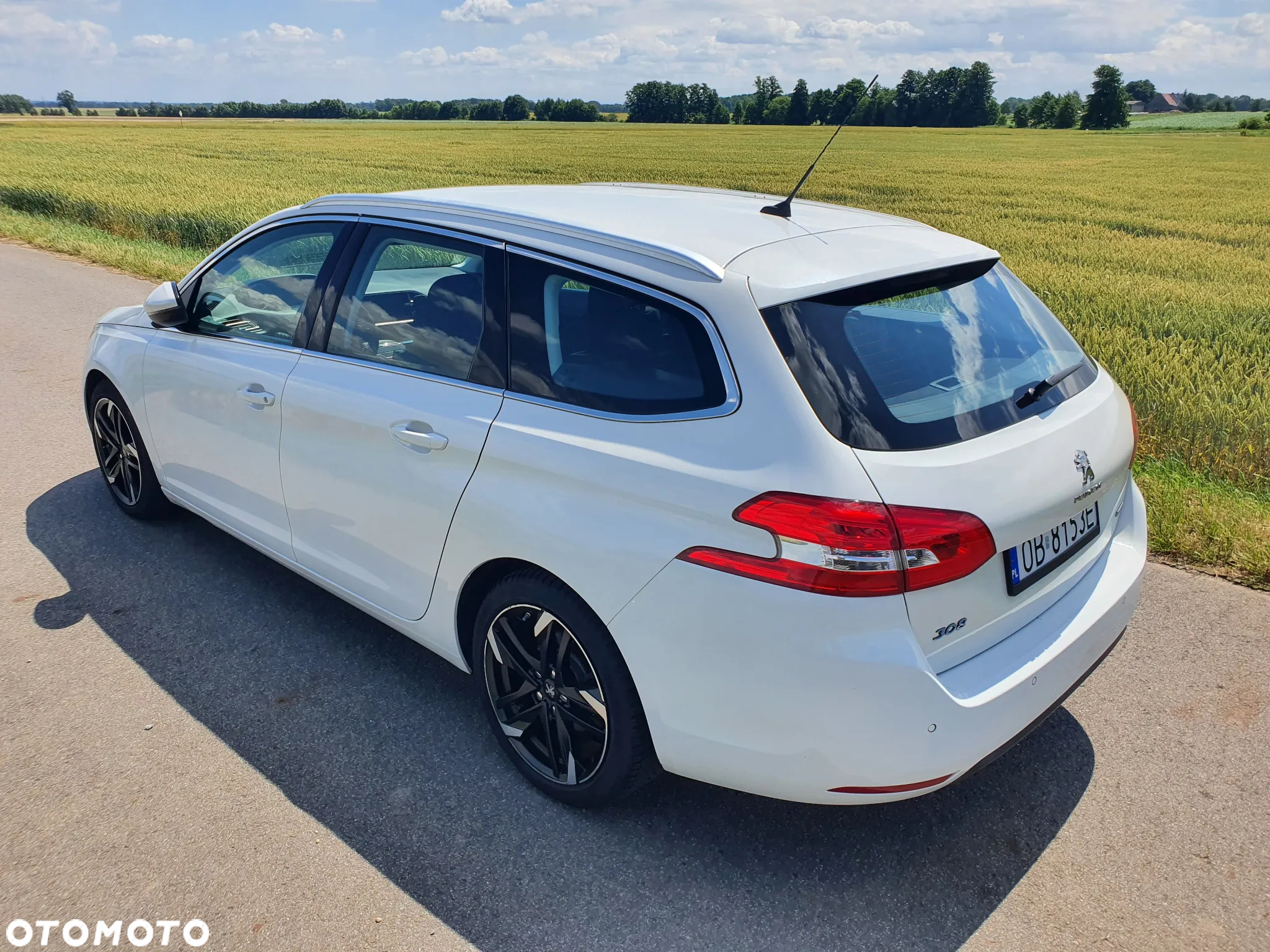 Peugeot 308 SW BlueHDi 150 EAT6 Stop & Start Allure - 4
