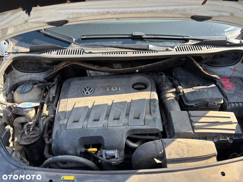 Volkswagen Touran 2.0 TDI DPF Comfortline DSG - 16