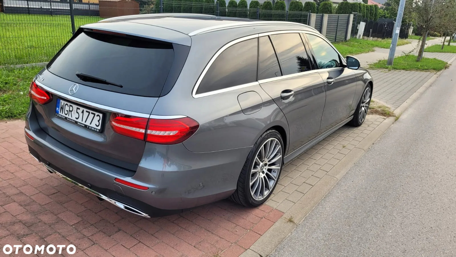 Mercedes-Benz Klasa E 220 d 9G-TRONIC - 6