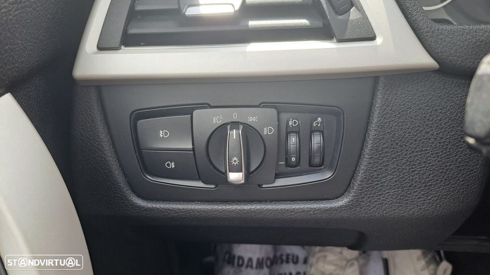 BMW 316 d Line Modern - 41