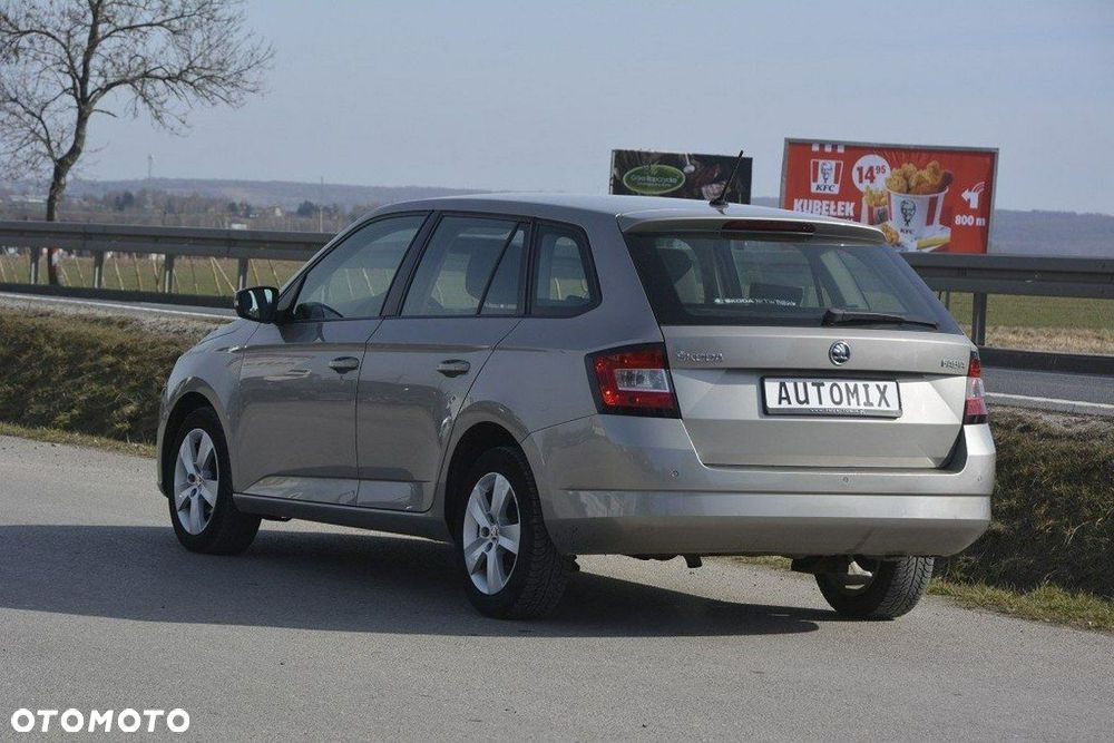 Skoda Fabia - 6