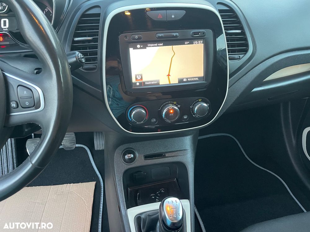 Renault Captur - 26