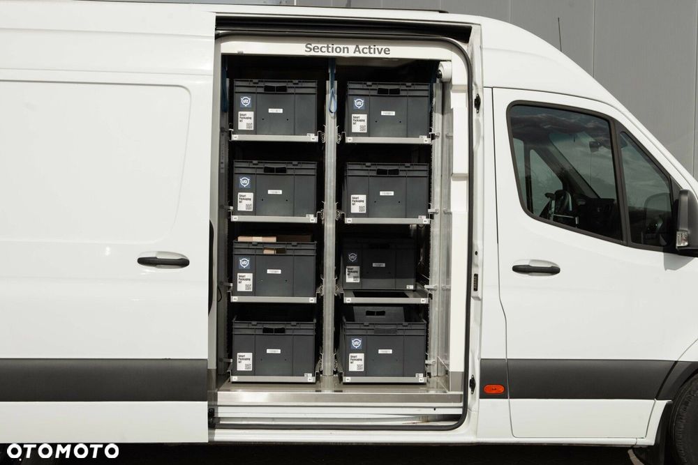 Mercedes-Benz eSprinter - 11