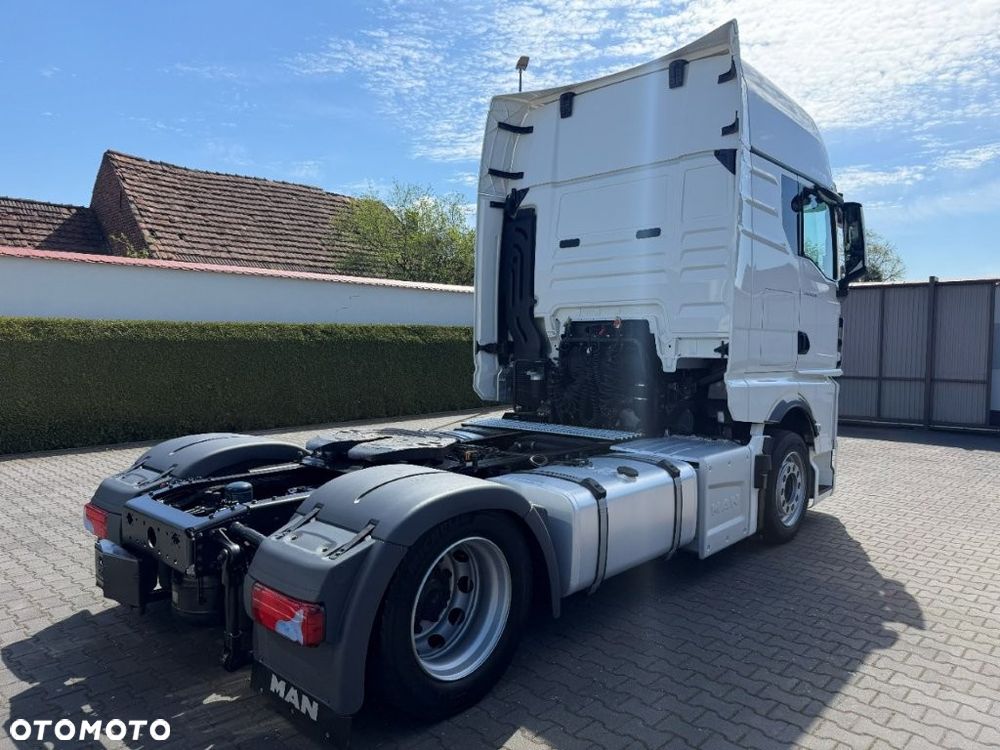 MAN TGX TG3 MEGA 18.470 ACC CYFROWE ZEGARY GX LEDY MODEL 2022  RETARDER KLIMA POSTOJOWA KONTRAKT MAN DE DO KOŃCA - 4