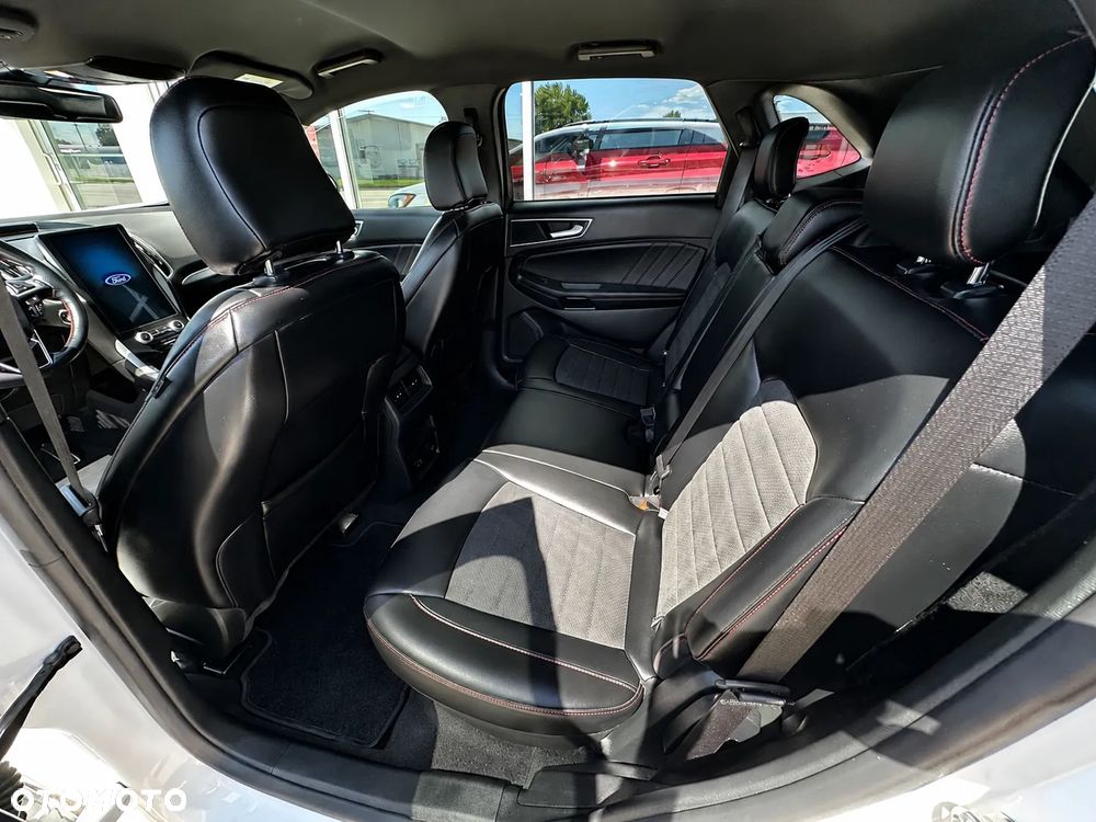 Ford Edge - 16
