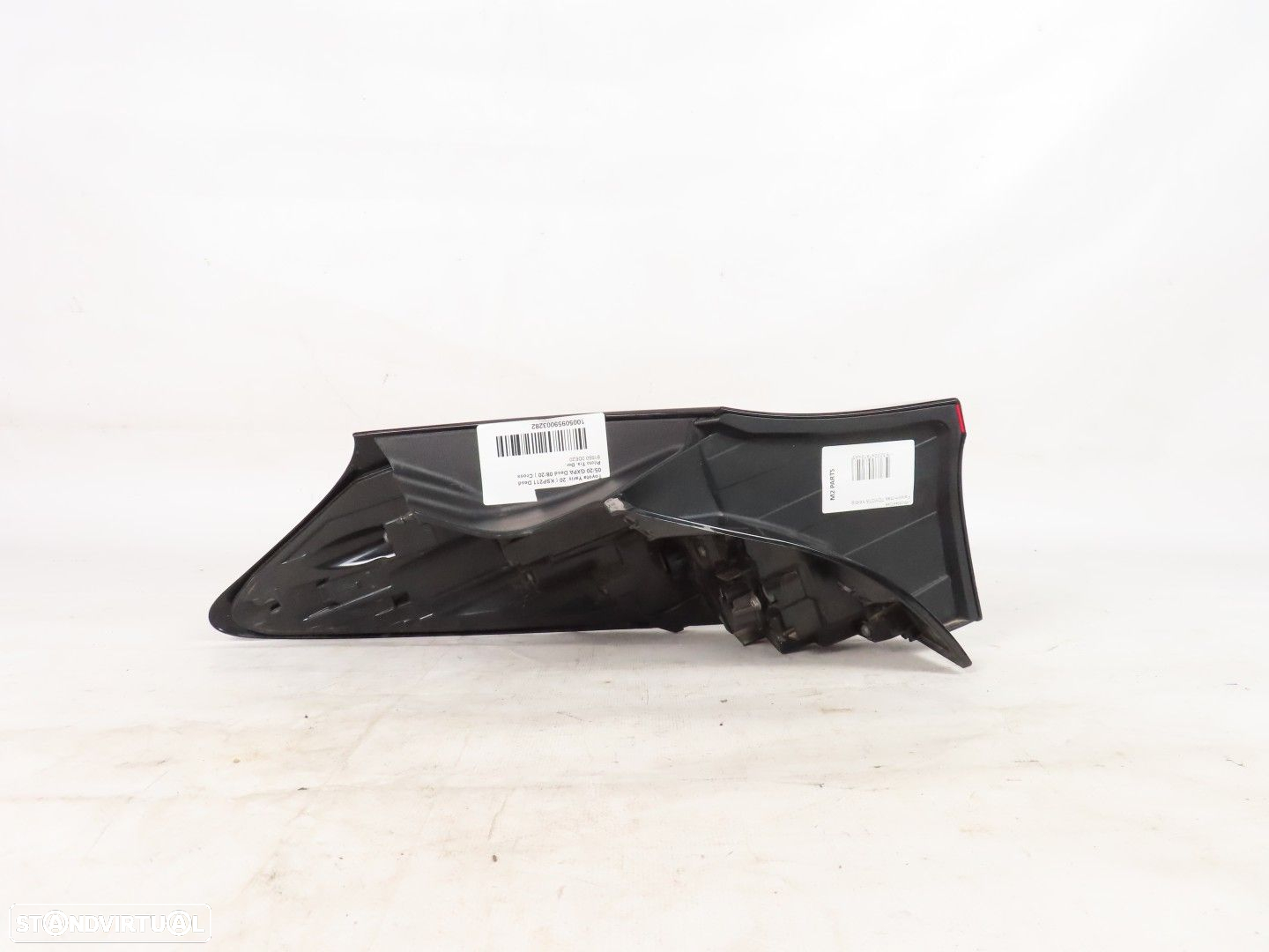 Farolim do Painel Direito/Trás Seminovo/ Original TOYOTA YARIS CROSS (MXP_) 8155... - 2