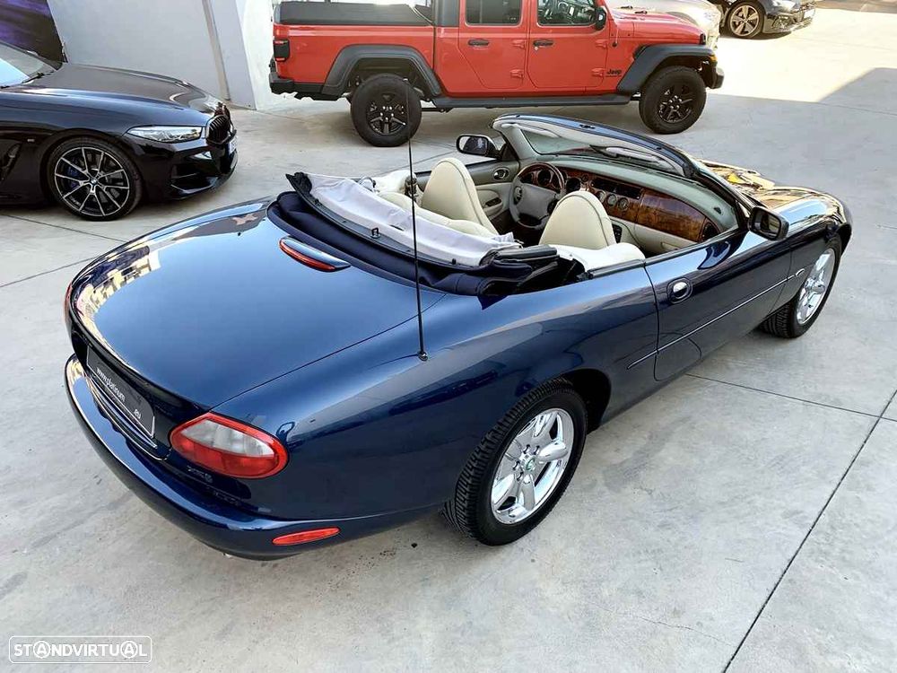 Jaguar XK XK8 4.0 Convertible Classic - 60