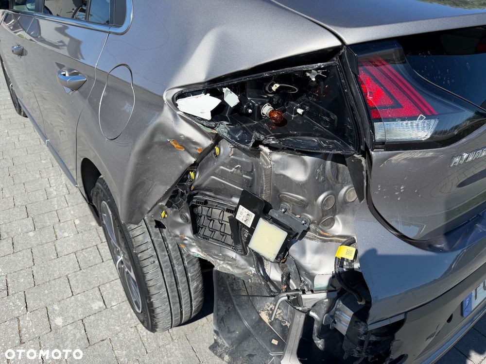 Hyundai IONIQ 1.6 GDI Premium - 11