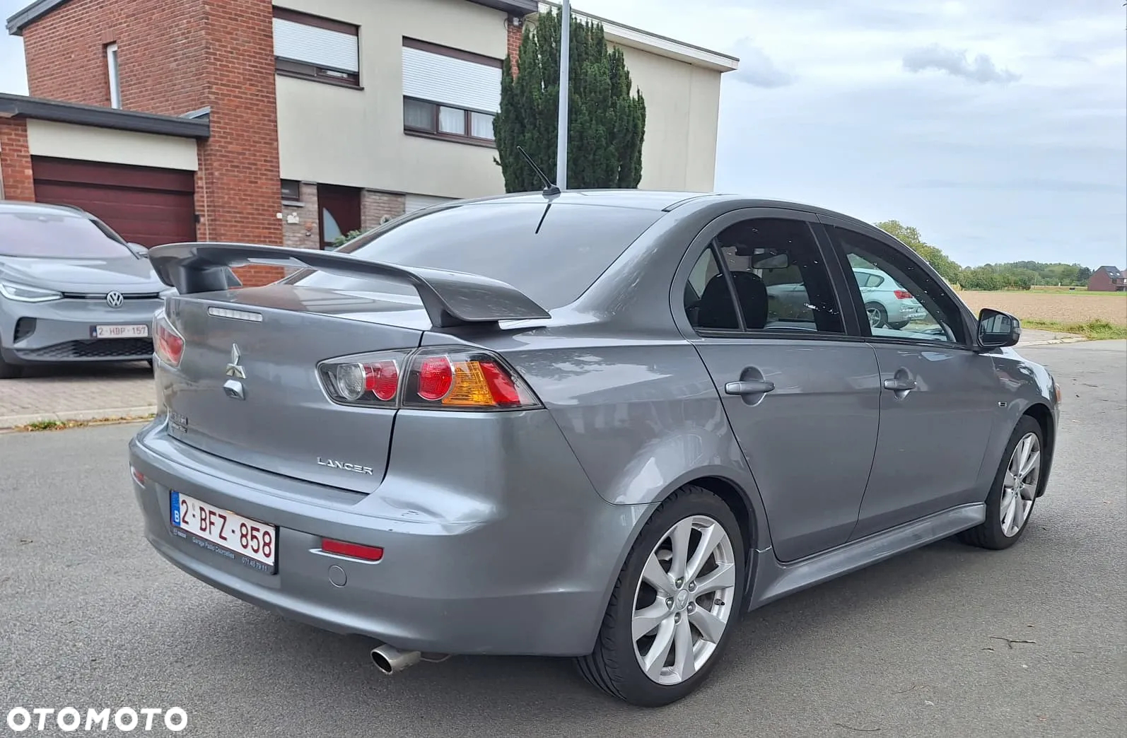 Mitsubishi Lancer - 5