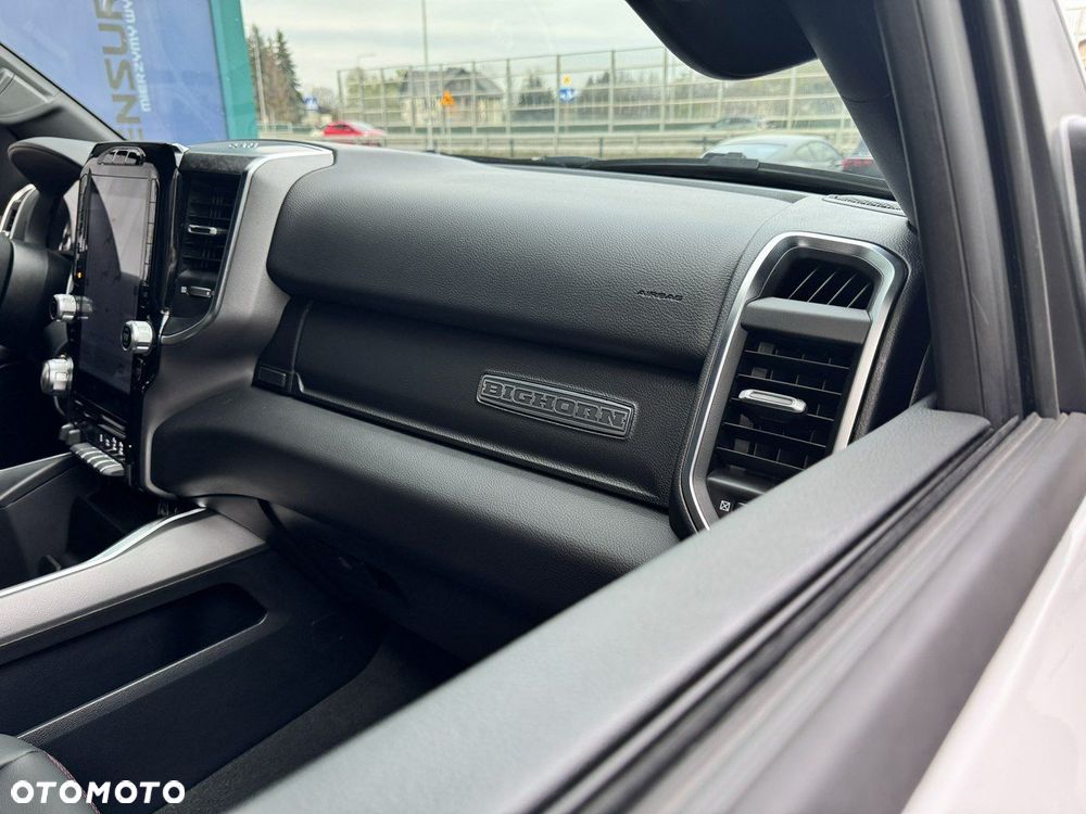 RAM 1500 - 29