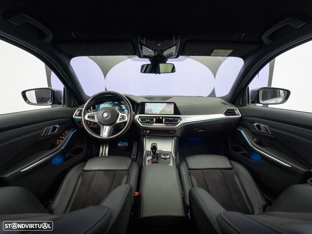 BMW 330 e Pack M Auto - 17