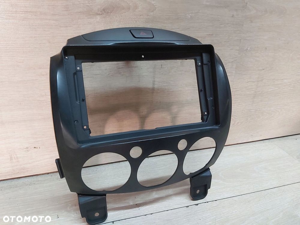 MAZDA 2 II DE Ramka radia Nawigacji 9cali 2 din pod Android - 3