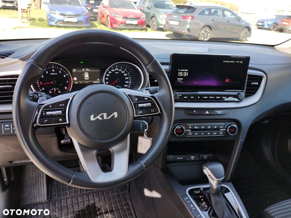 Kia Ceed 1.5 T-GDI M DCT - 14