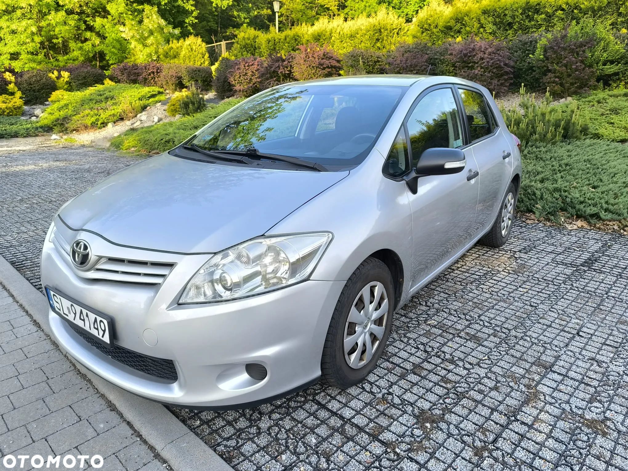 Toyota Auris - 1