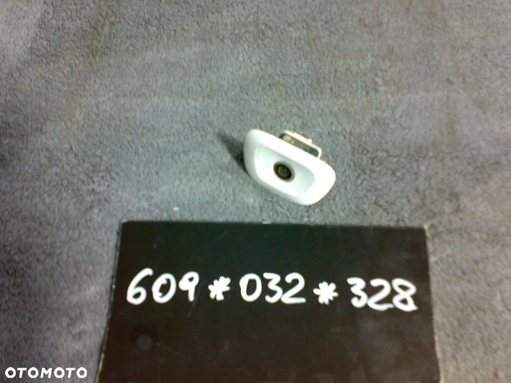 jeep cherokee kl v 14 - 18 kamera kamery tylna z klapa orginał idealna - 1