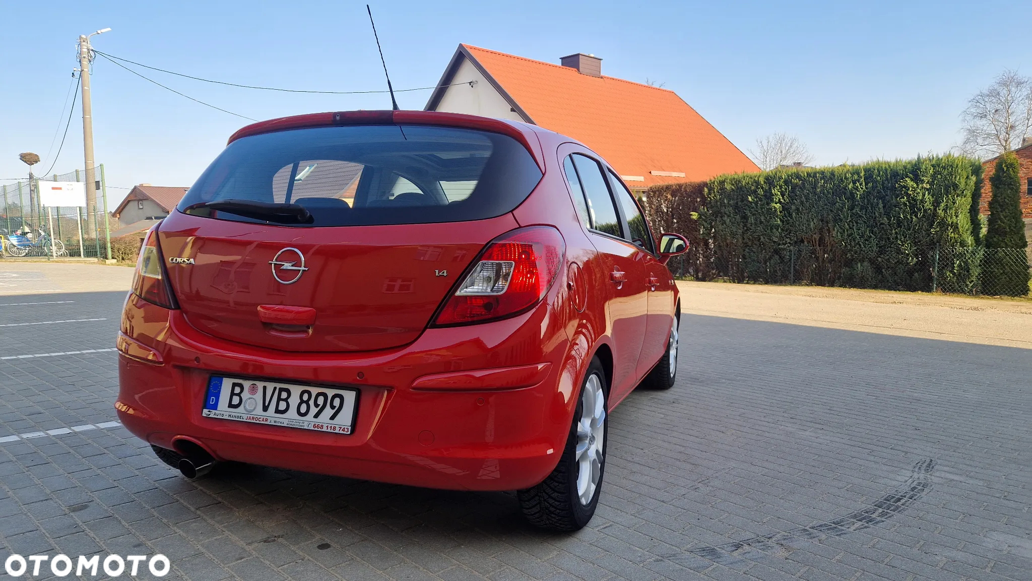 Opel Corsa 1.4 16V Cosmo - 12