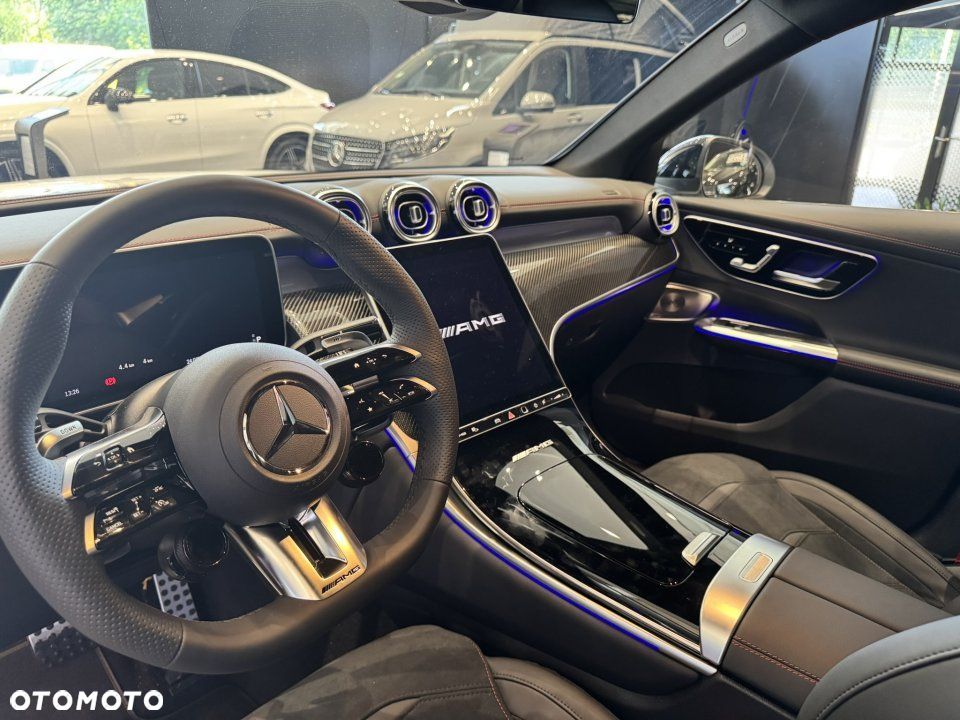 Mercedes-Benz GLC - 12
