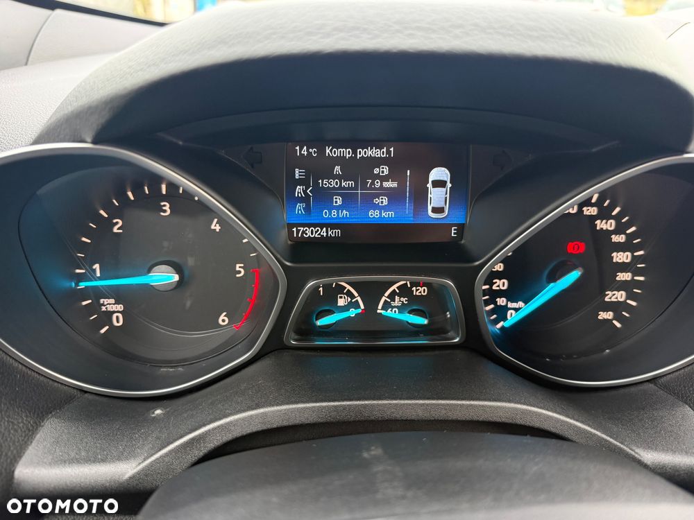 Ford Kuga 2.0 TDCi 4x4 ST-Line - 29