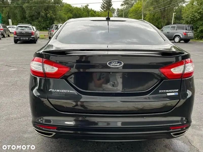 Ford Fusion - 5