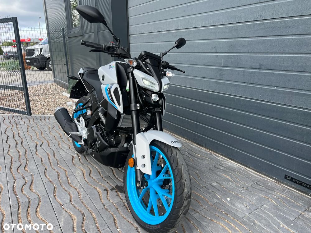 Yamaha MT - 3