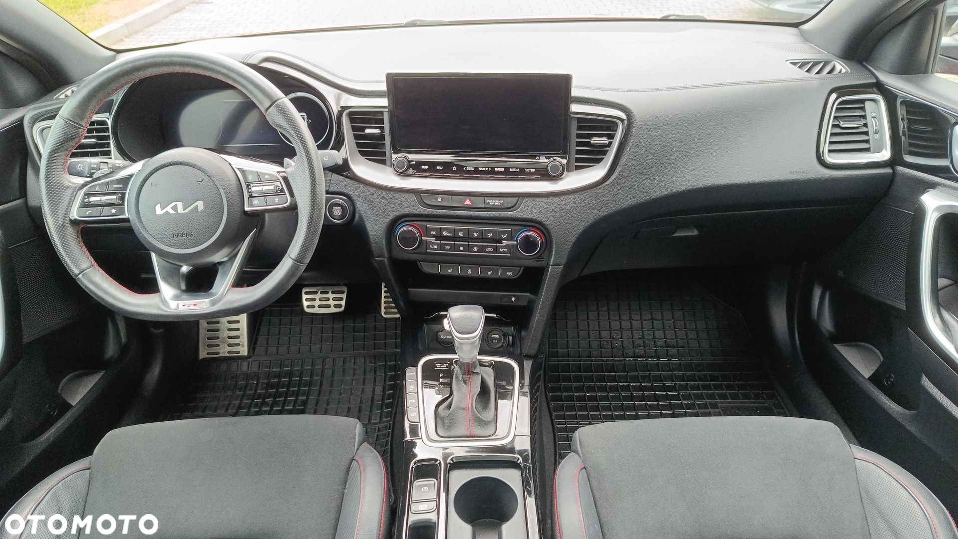 Kia ProCeed 1.6 T-GDI GT DCT - 3