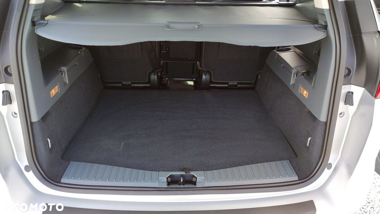 Ford Grand C-MAX - 10