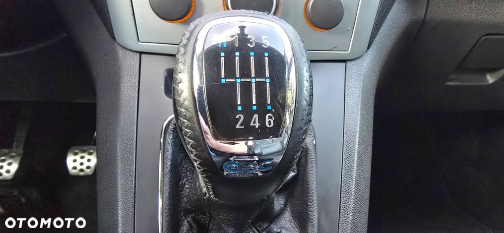 Opel Zafira 2.0 T OPC - 20