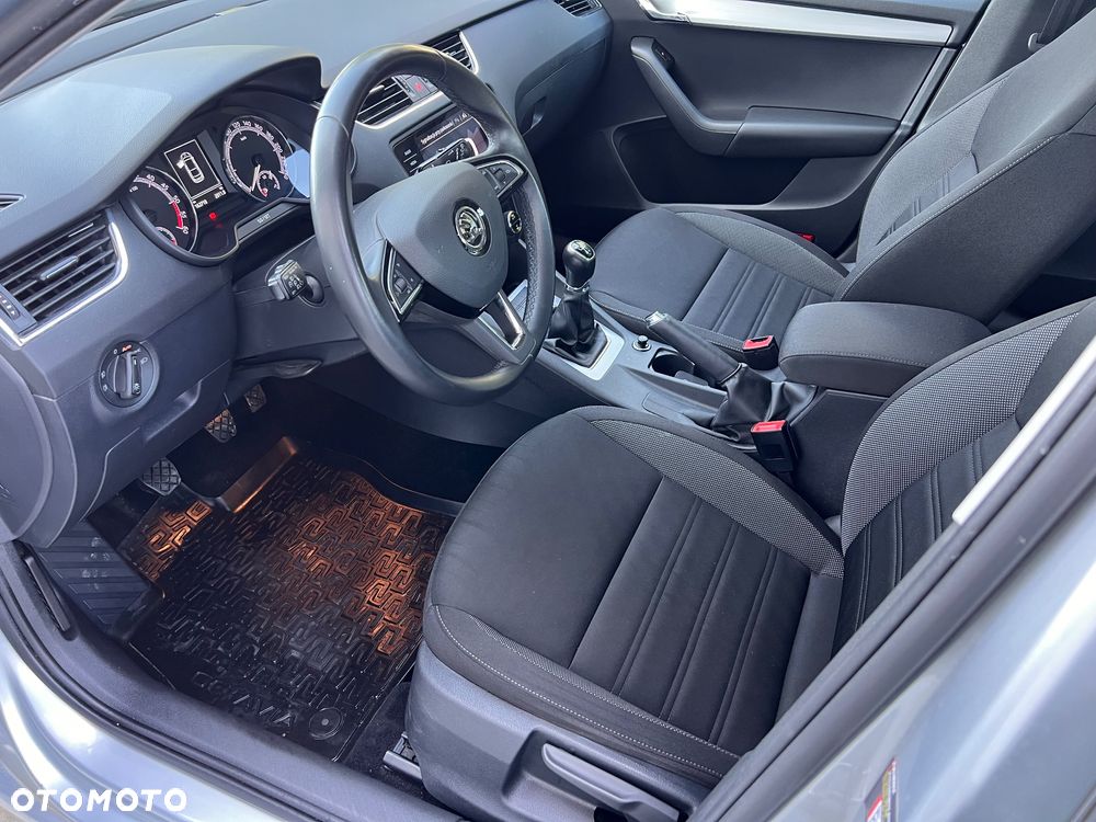 Skoda Octavia 1.6 TDI SCR Ambition - 6