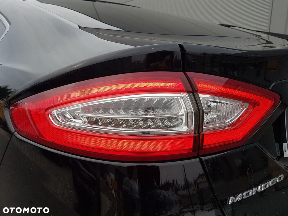 Ford Mondeo 2.0 TDCi Bi-Turbo Titanium PowerShift - 9