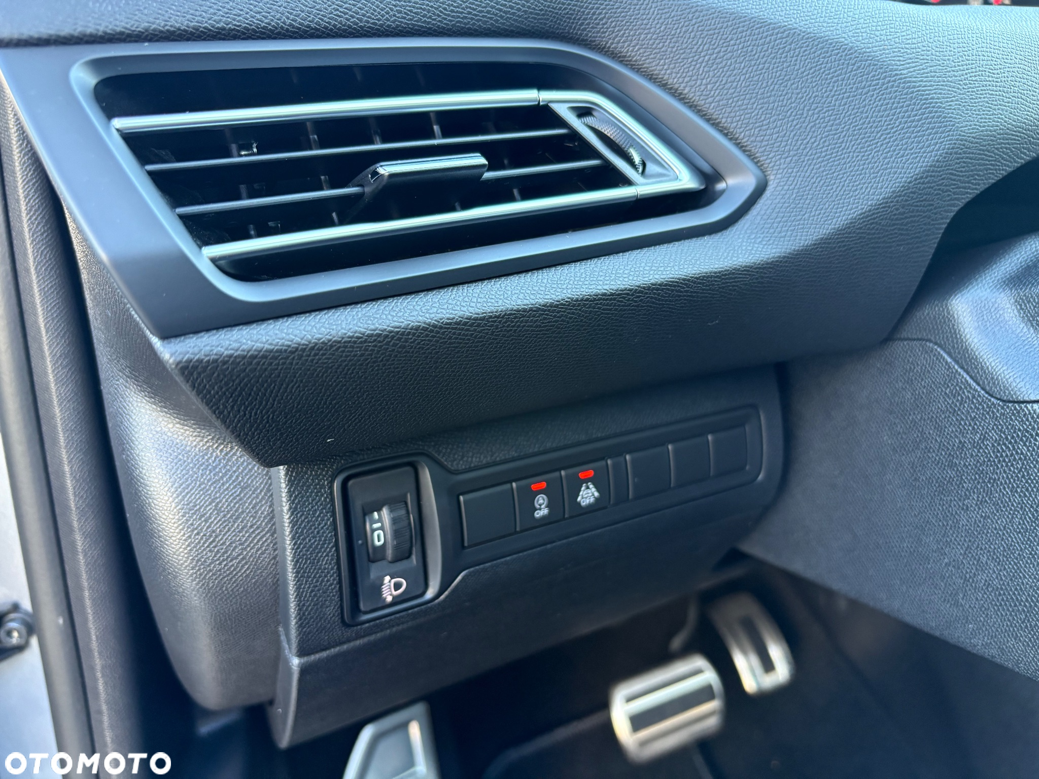 Peugeot 308 SW 1.5 BlueHDi Allure S&S EAT8 - 15