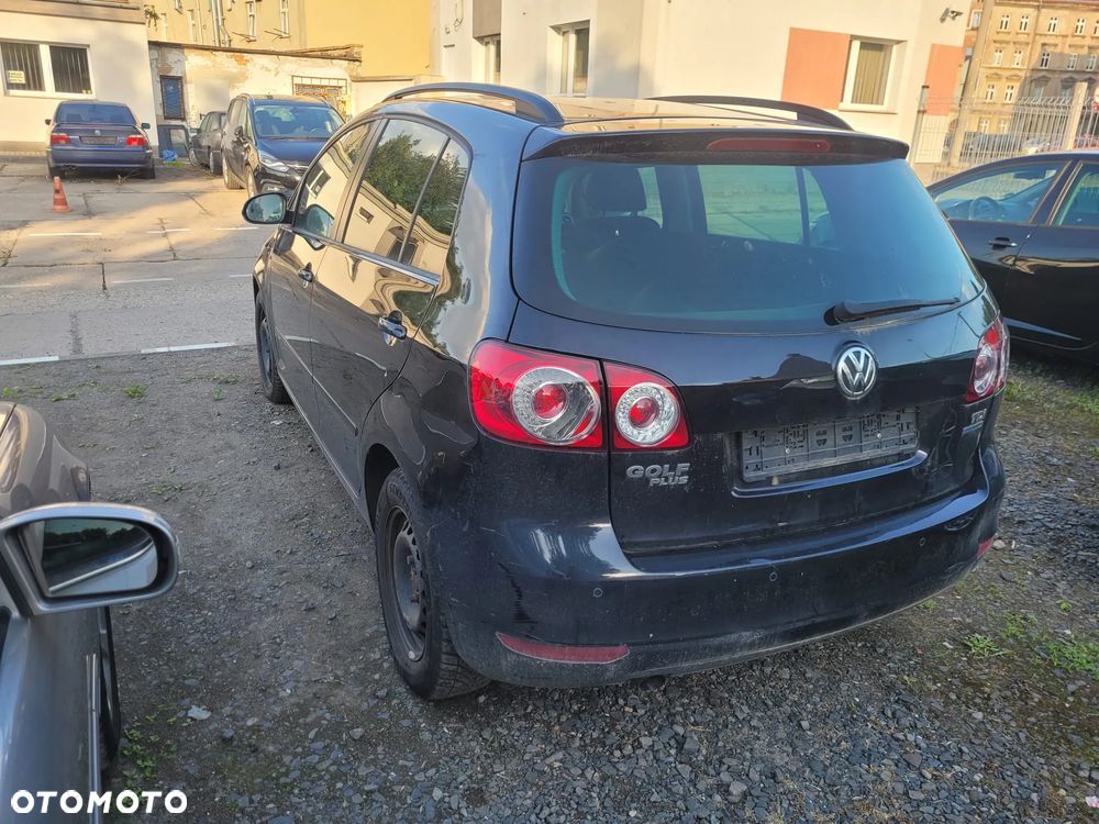 Volkswagen Golf Plus 1.6 TDI DPF Life - 3