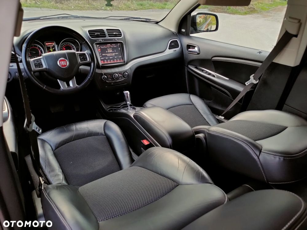 Fiat Freemont 2.0 Multijet 16V DPF Automatik Allrad Lounge - 30