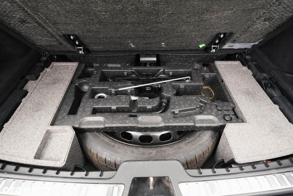 Volvo XC 90 B5 D AWD R-Design - 40