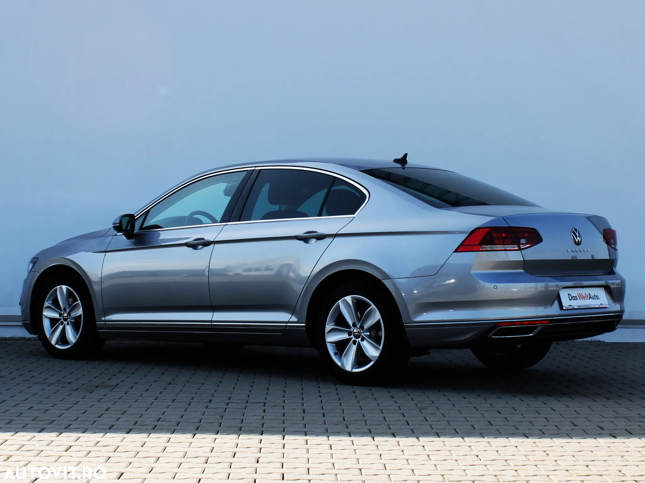 Volkswagen Passat - 3