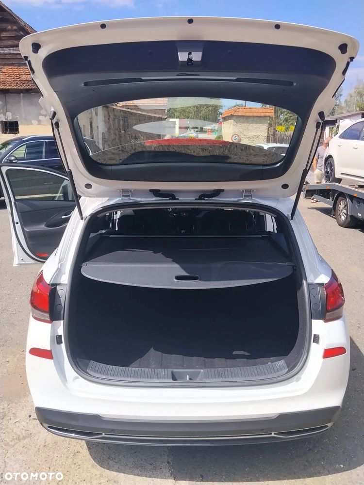 Hyundai i30 - 16