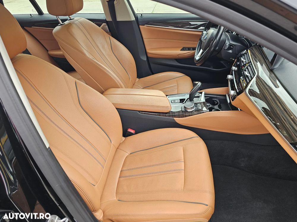 BMW Seria 5 520d Aut. Luxury Line - 9