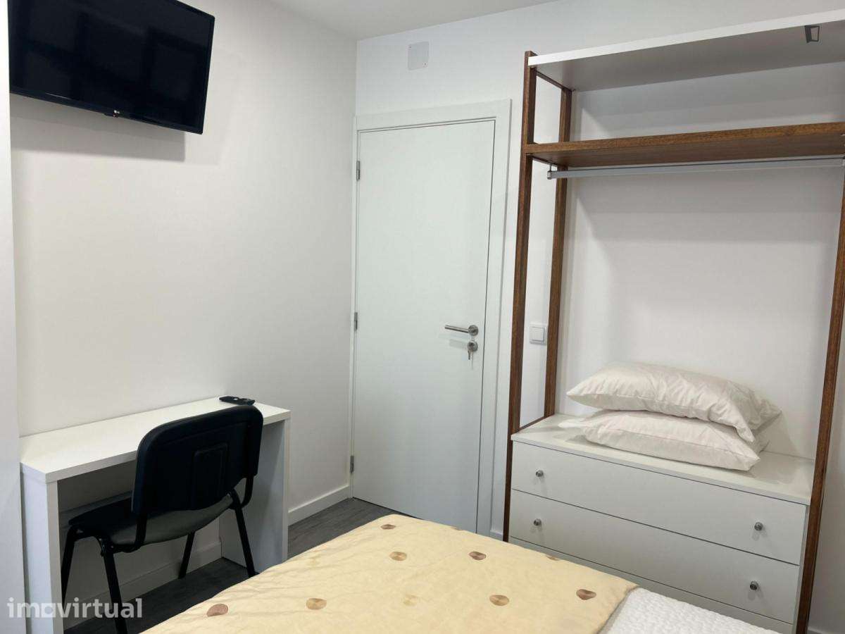 Quarto - localizado em Olaias Lisbon - Grande imagem: 5/18