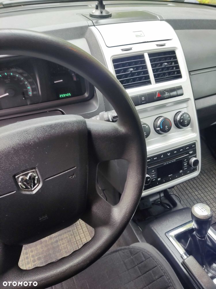 Dodge Journey - 8