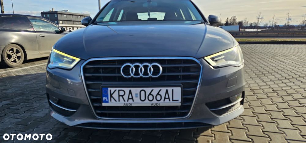 Audi A3 Sportback 2.0 TDI Ambiente - 1