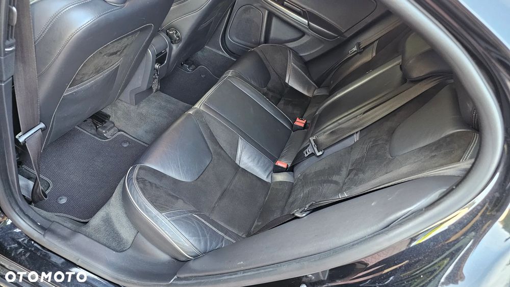 Volvo S60 T3 R-Design Summum - 8